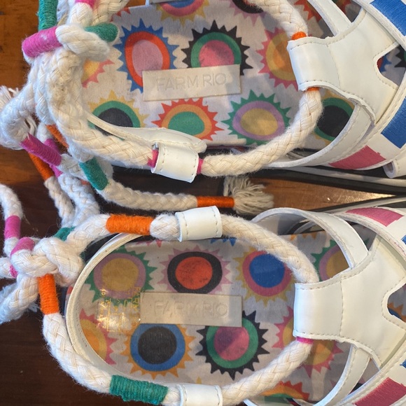 Farm Rio off white sunset anatomic sandal with back tie multi colored size 6 - Picture 9 of 16
